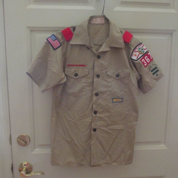 Vintage Boy Scout Patrol Leader Shirt in a size Youth Large 14-16 - Picture 2 of 4